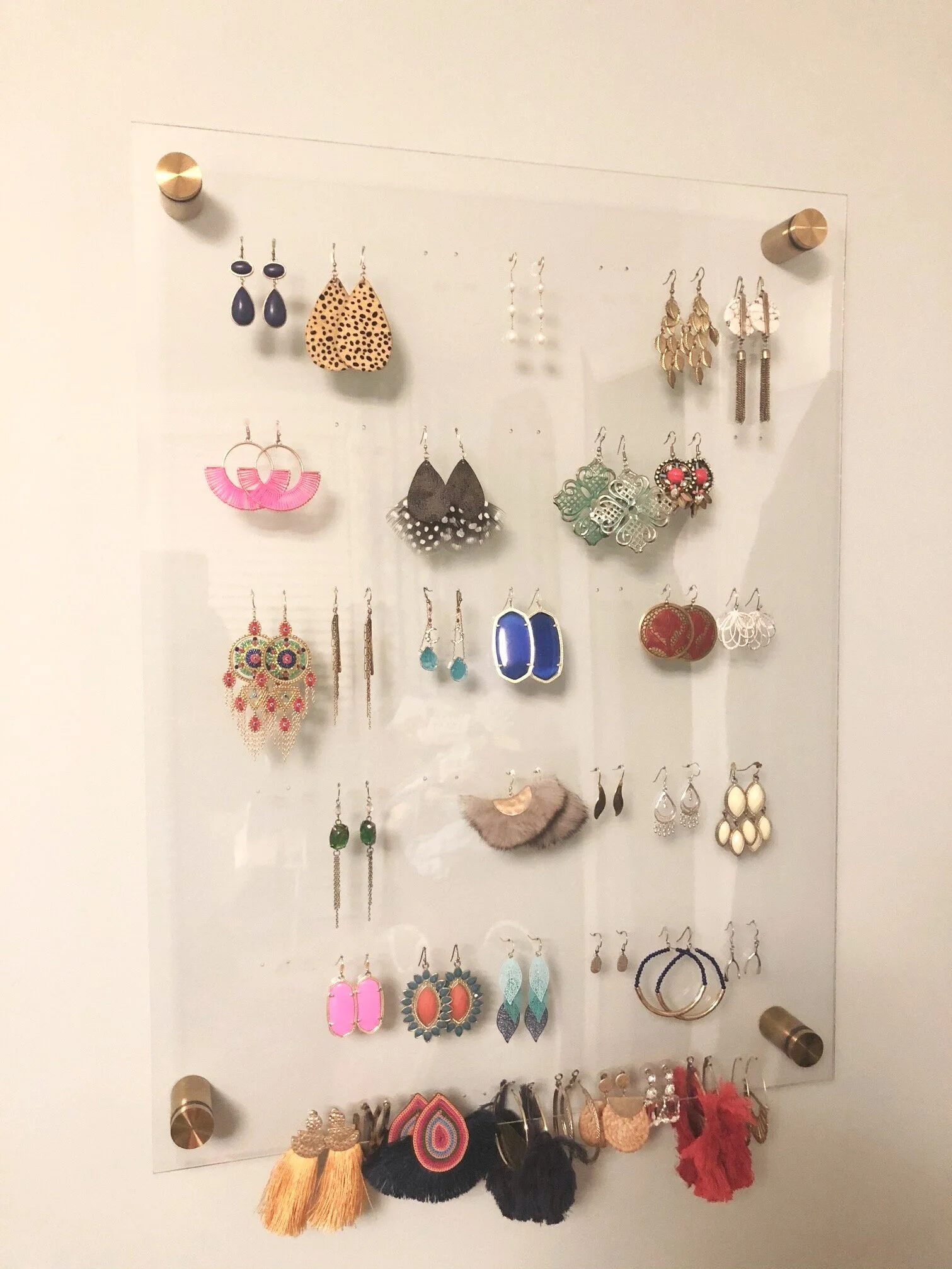 Earring on sale hole holder